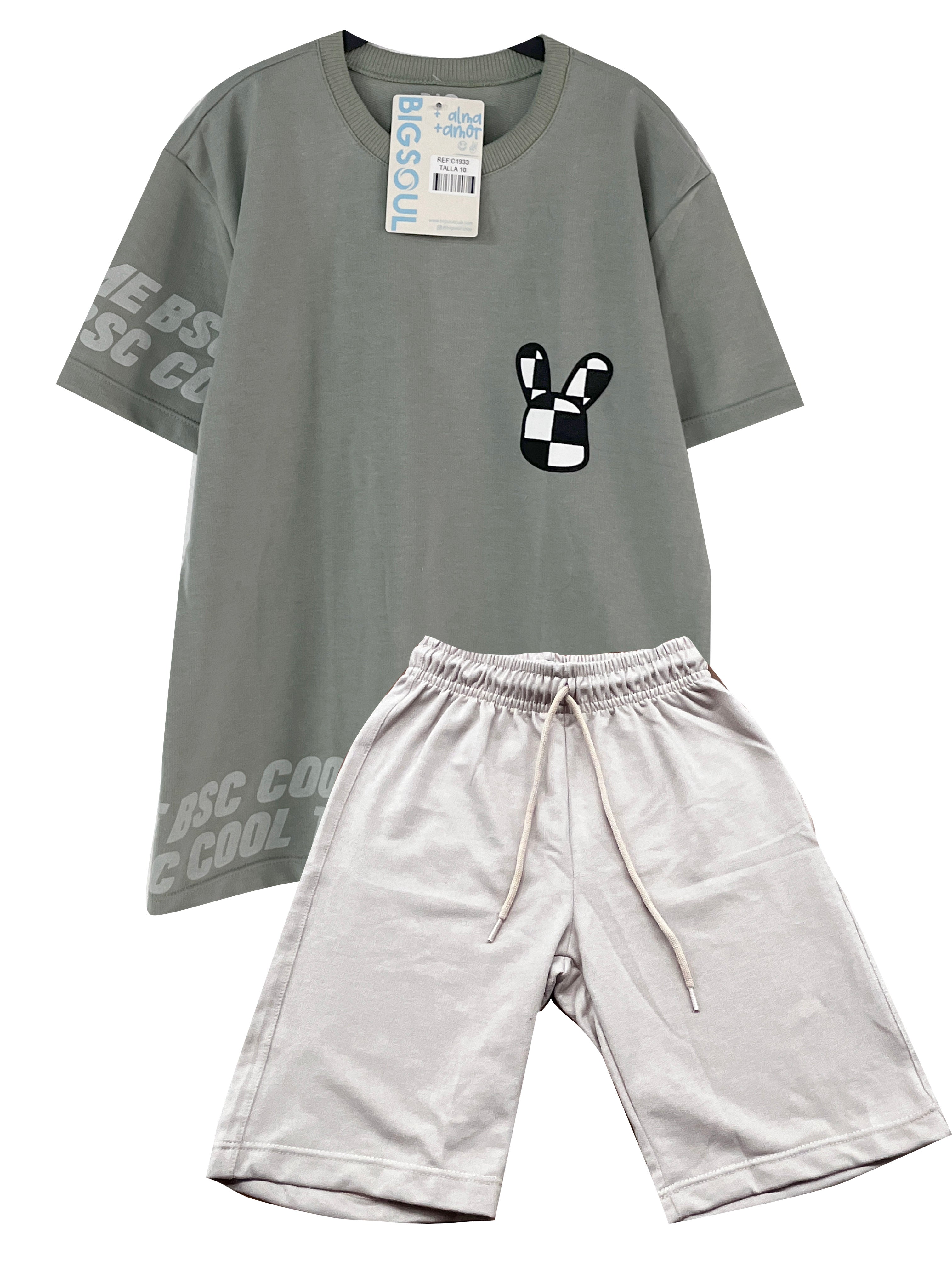 C1933 CONJUNTO   CAMISETA OVER SIZE VERDE MILITAR / BERMUDA KAKY