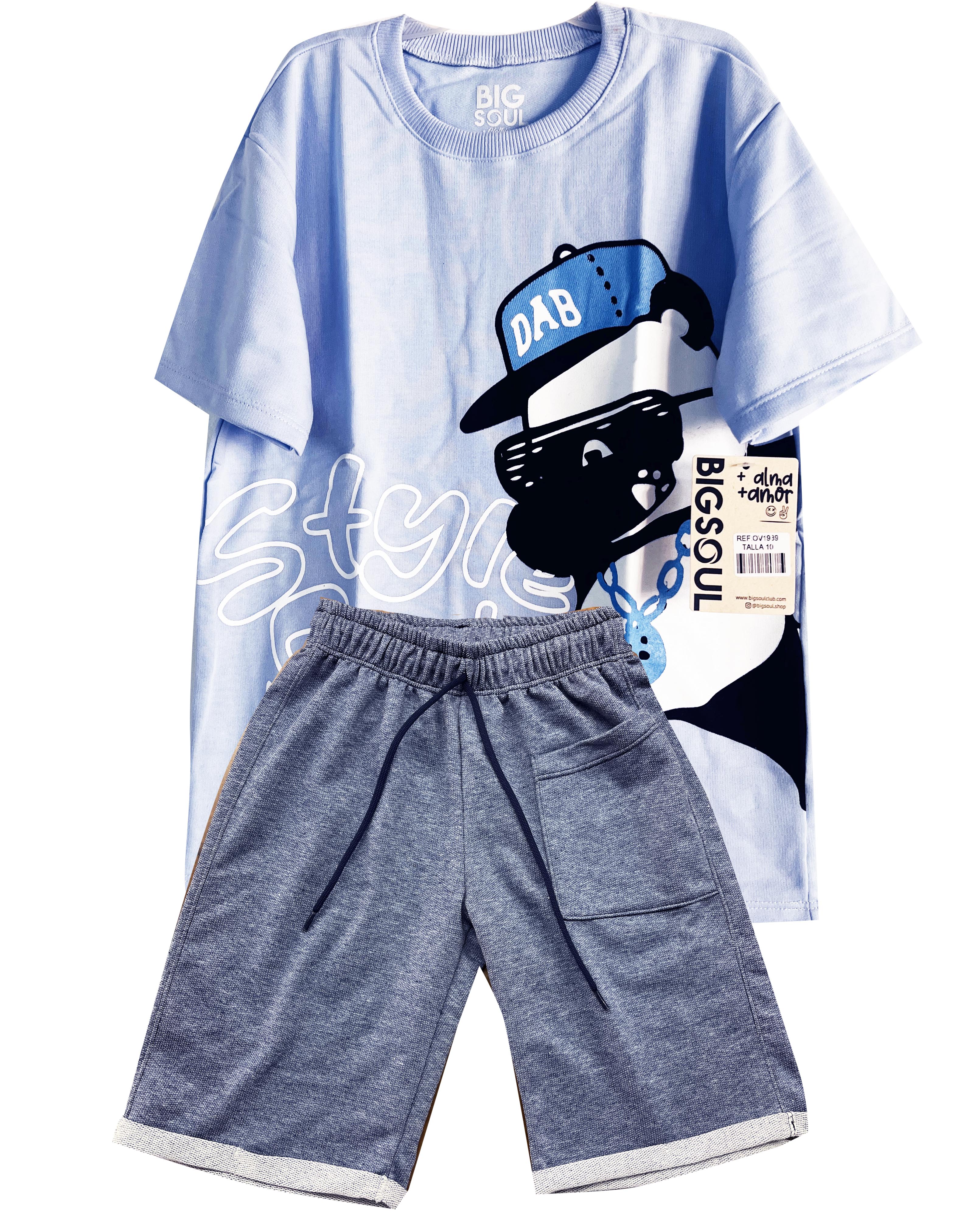 C1939 CONJUNTO UNICOLOR OVER SIZEAZULCIELO/ BERMUDA INDIGO BURDA