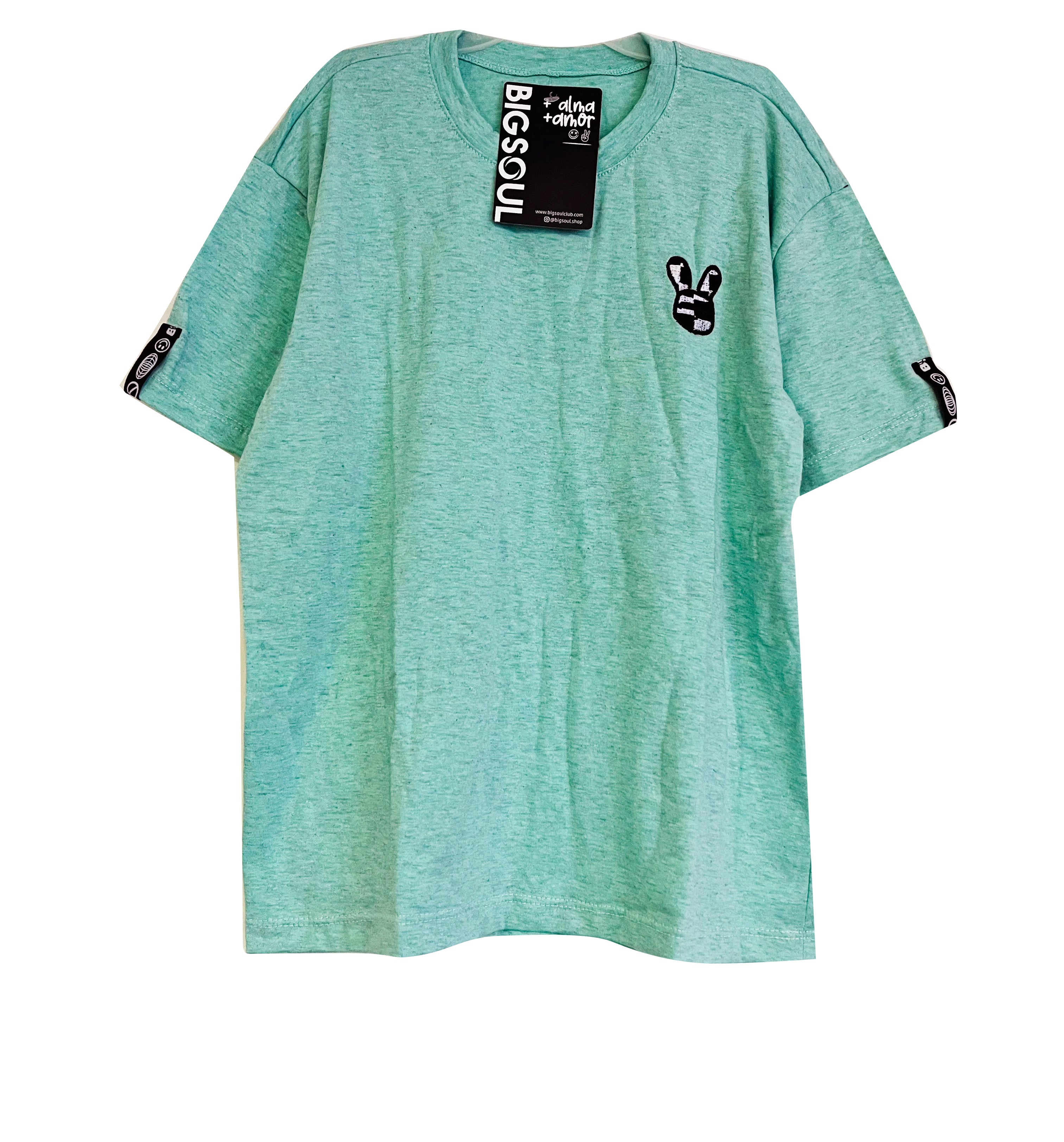 CAMISETA OVER SIZE AGUAMARINA CON BORDADO E HILADILLA