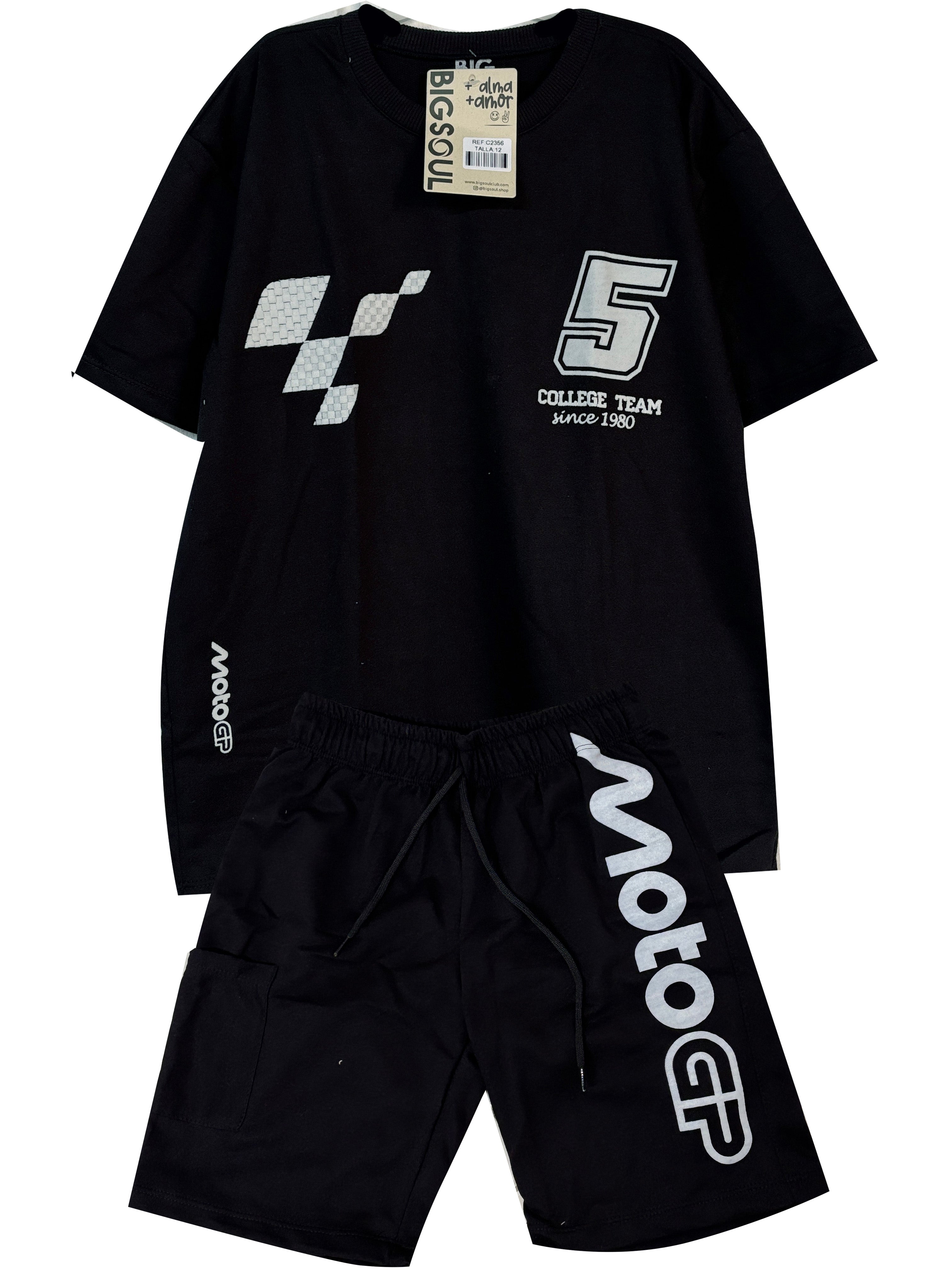 C2356 CONJUNTO UNICOLOR CAMISETA  OVER SIZE / BERMUDA NEGRO