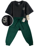CJ1922  CONJUNTO CAMISETA OVER SIZE TELA TEXTURA NEGRO/ JOGGER VERDE BOTELLA