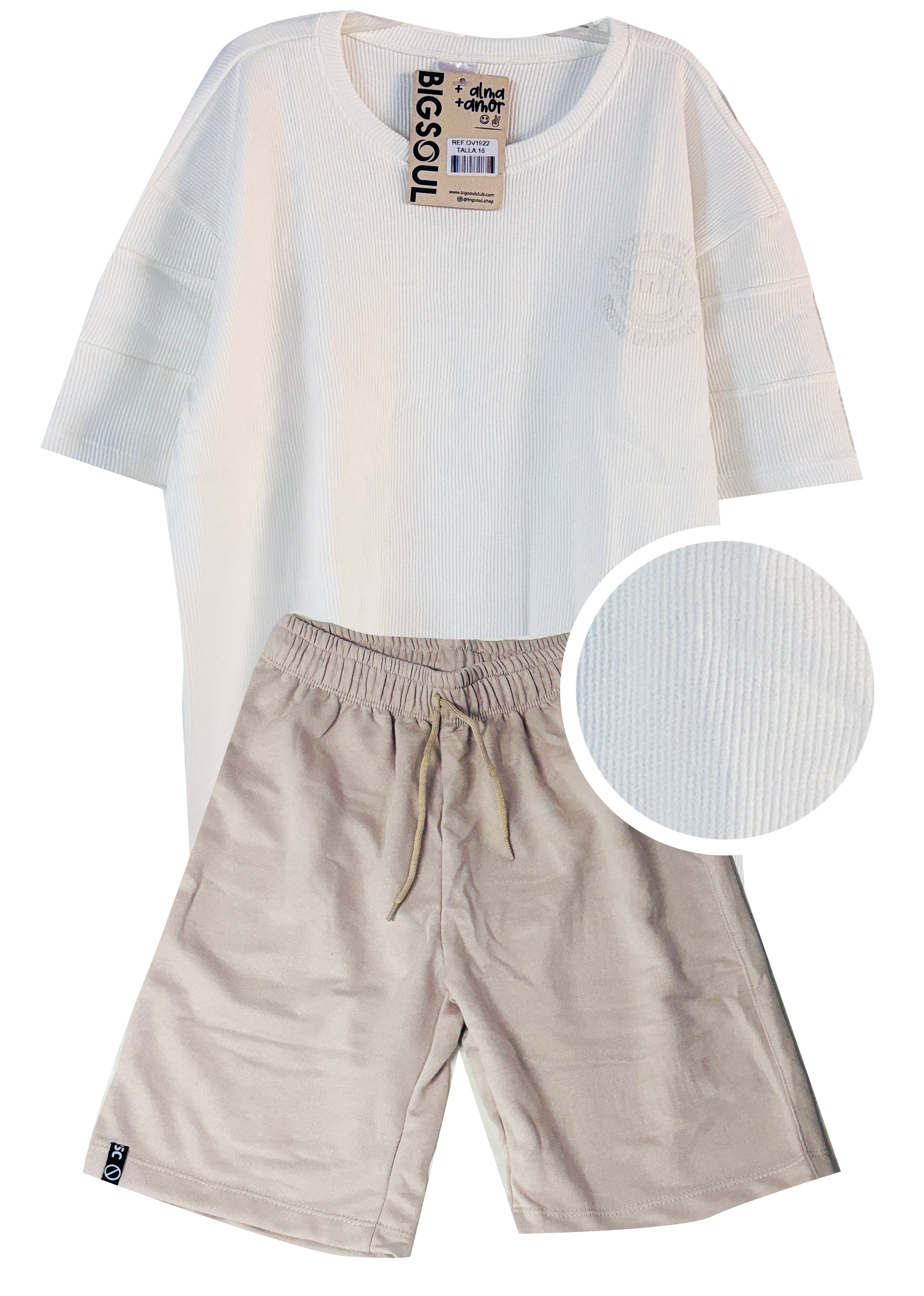 C1922 CONJUNTO  CAMISETA  OVER SIZE BLANCO/ BERMUDA BURDA KAKY