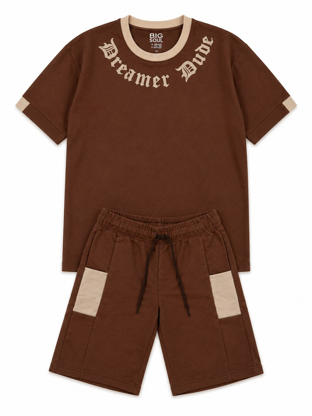 C2541 CONJUNTO UNICOLOR CON CORTES CAMISETA  OVER SIZE  / BERMUDA CAFE