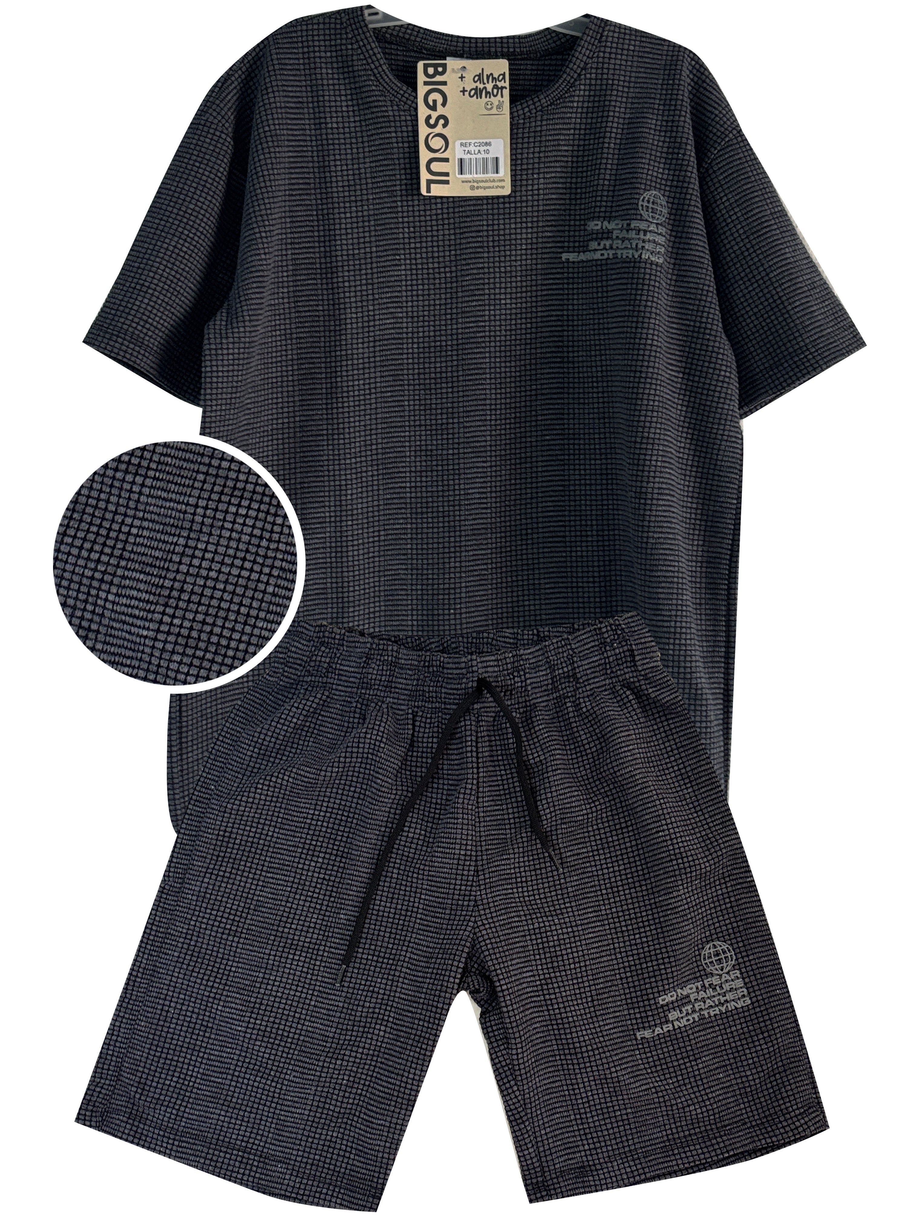 C2086 CONJUNTO UNICOLOR TEXTURA CAMISETA  OVER SIZE  / BERMUDA NEGRO CROS